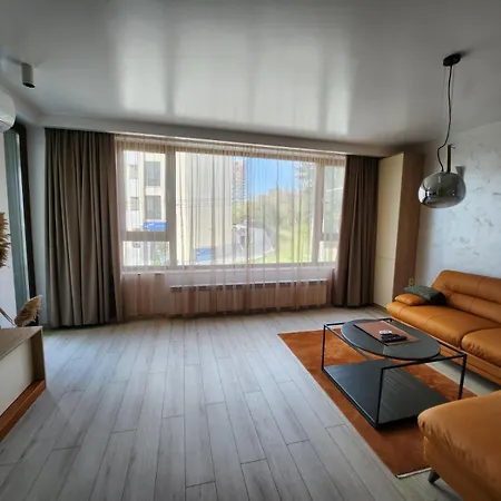 мери Apartman